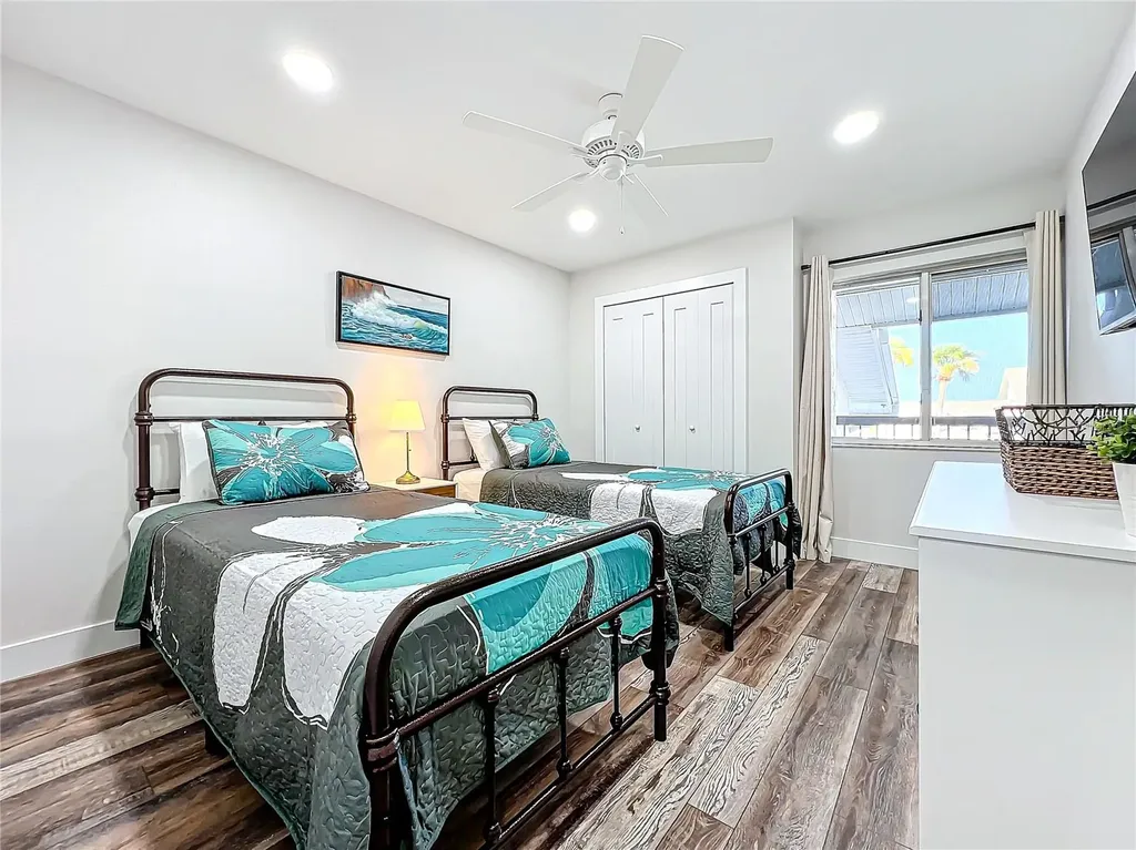 1407 Pine Lake Drive Venice FL 34285