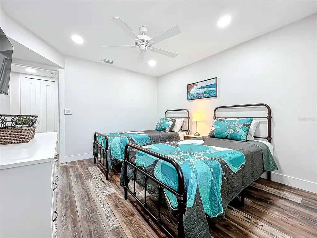 1407 Pine Lake Drive Venice FL 34285