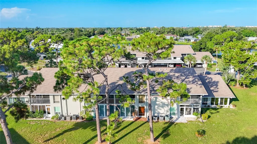 1407 Pine Lake Drive Venice FL 34285