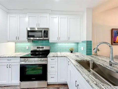 1407 Pine Lake Drive Venice FL 34285