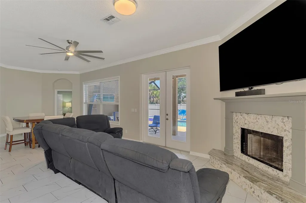 4327 Manfield Drive Venice FL 34293