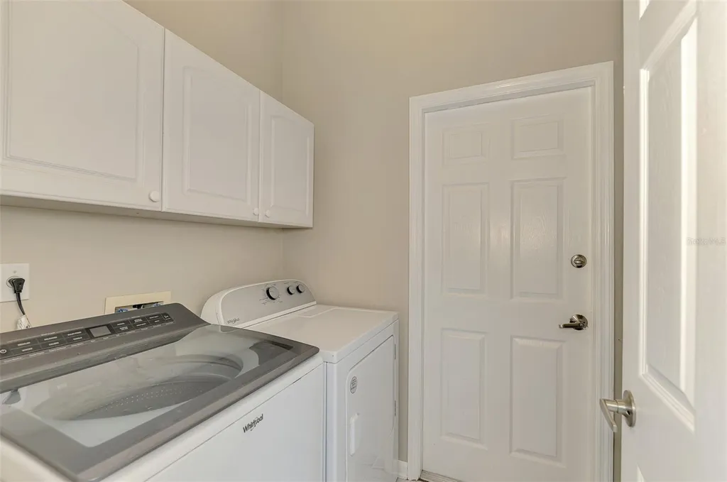 4327 Manfield Drive Venice FL 34293