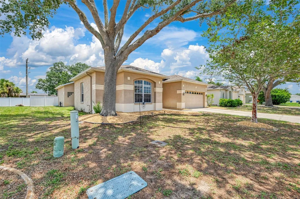 4327 Manfield Drive Venice FL 34293