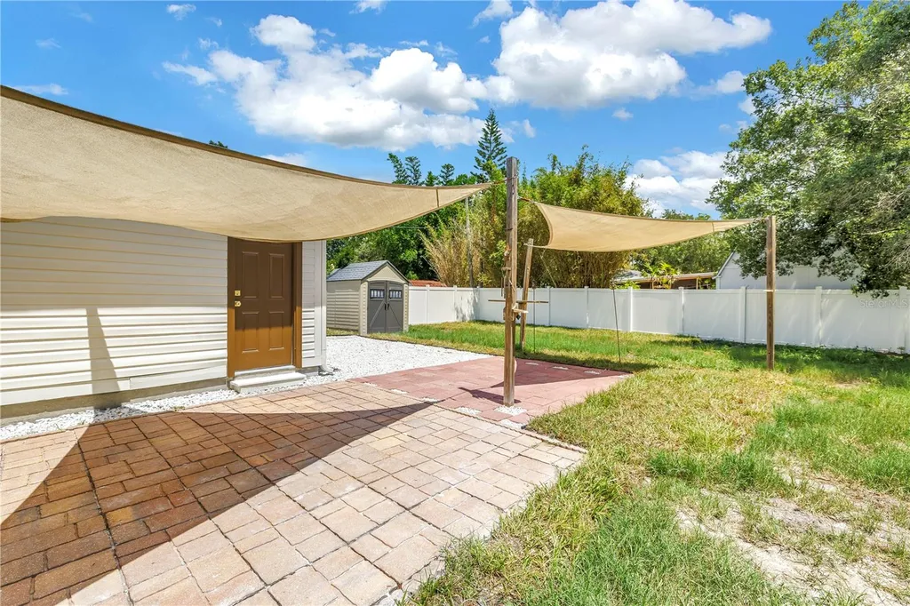 1221 36th Terrace N St Petersburg FL 33704