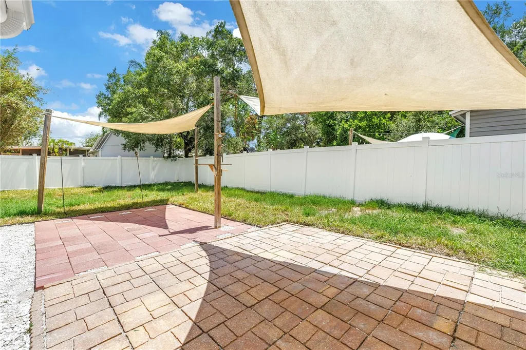 1221 36th Terrace N St Petersburg FL 33704
