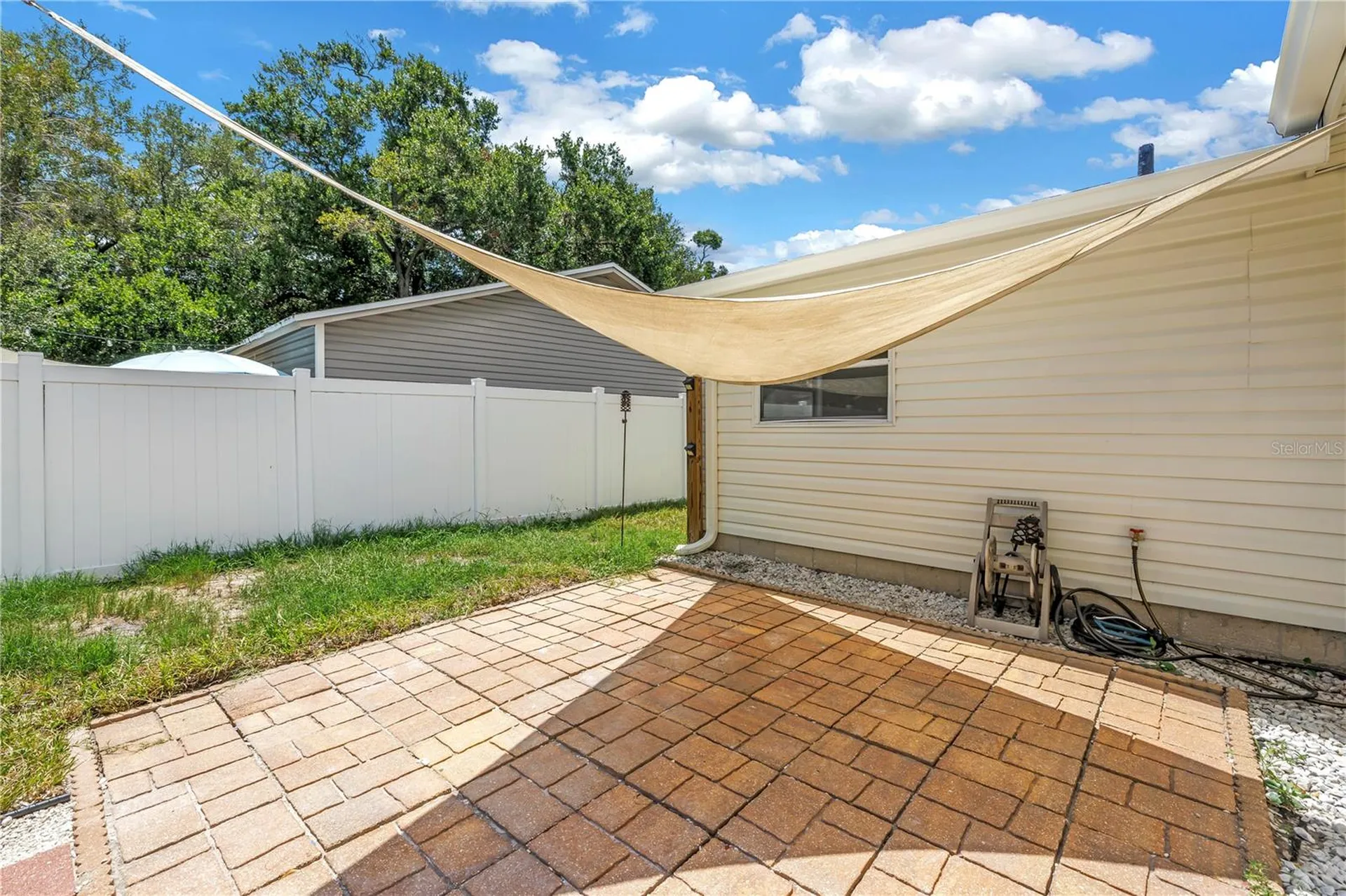 1221 36th Terrace N St Petersburg FL 33704