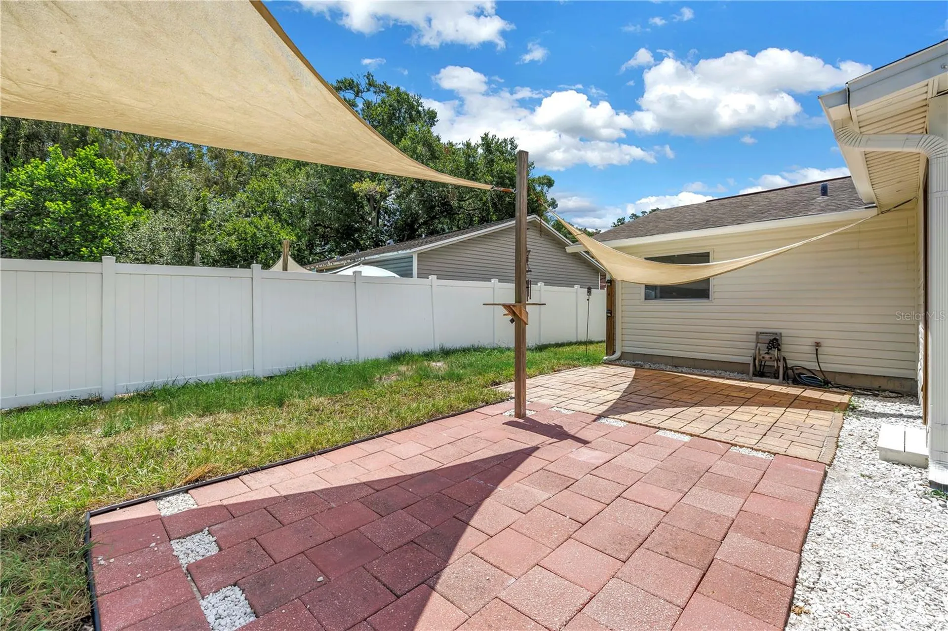1221 36th Terrace N St Petersburg FL 33704