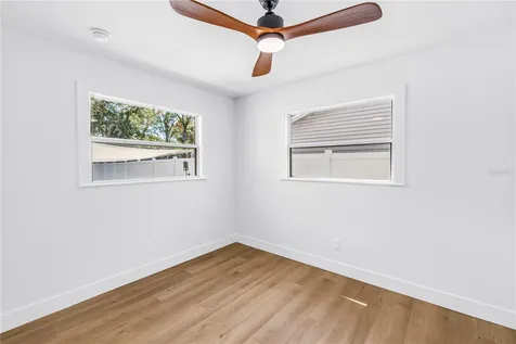 1221 36th Terrace N St Petersburg FL 33704