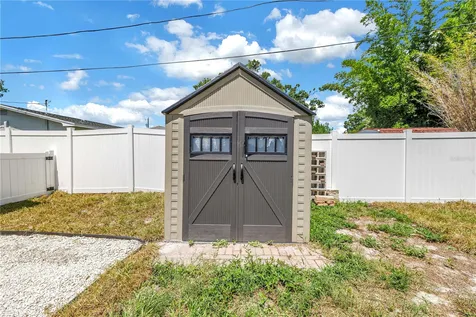1221 36th Terrace N St Petersburg FL 33704
