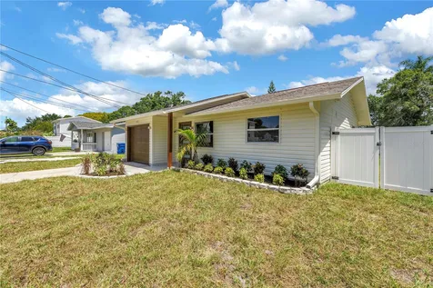 1221 36th Terrace N St Petersburg FL 33704