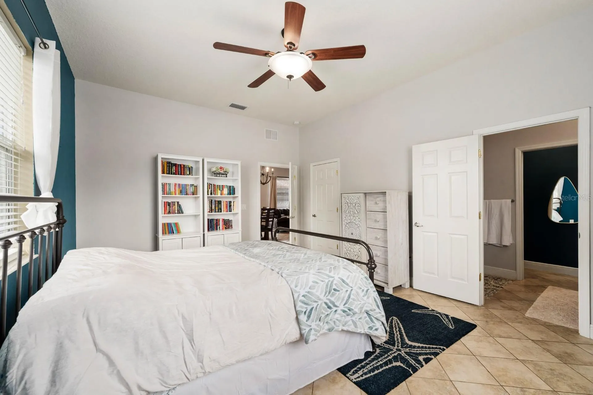 3411 W North B Street Tampa FL 33609