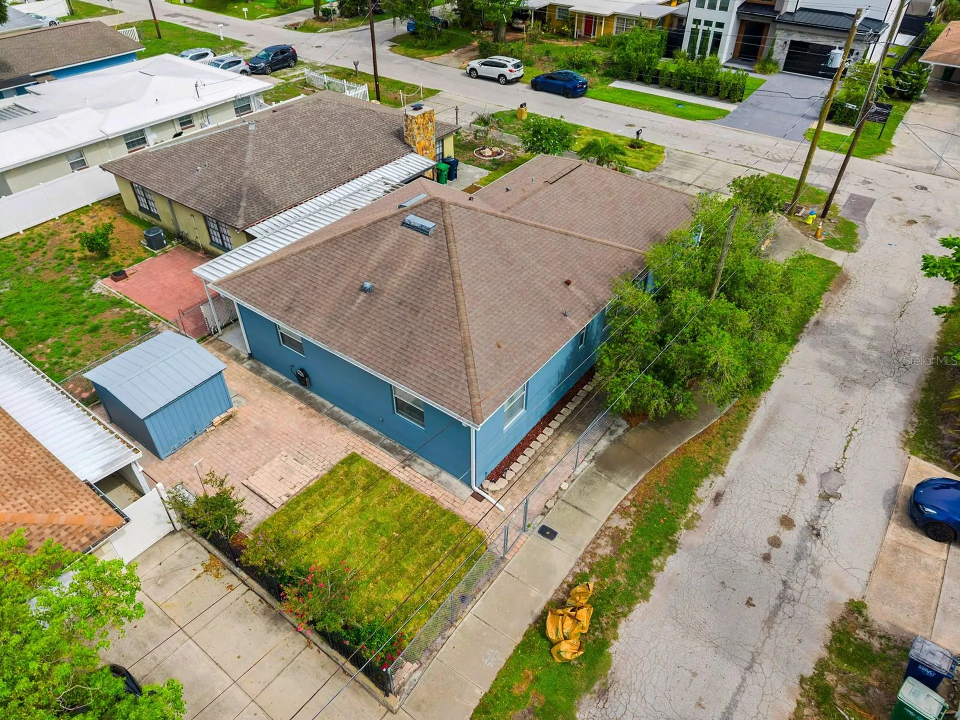 3411 W North B Street Tampa FL 33609