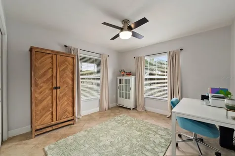 3411 W North B Street Tampa FL 33609