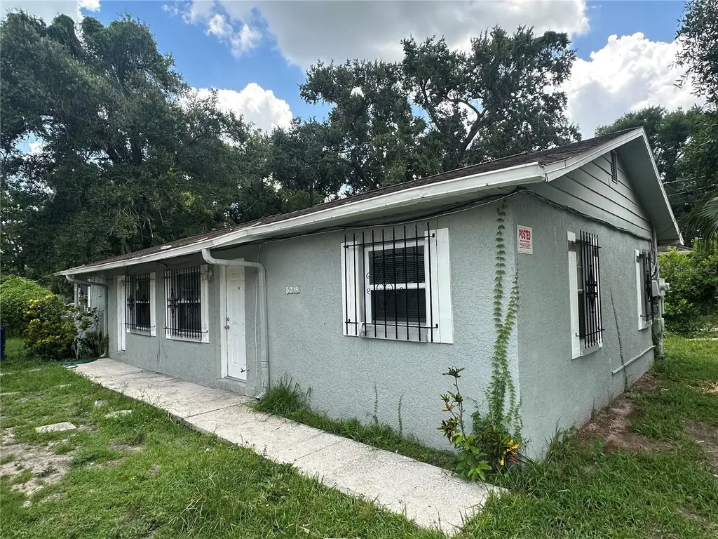 8215 N Klondyke Street Tampa FL 33604