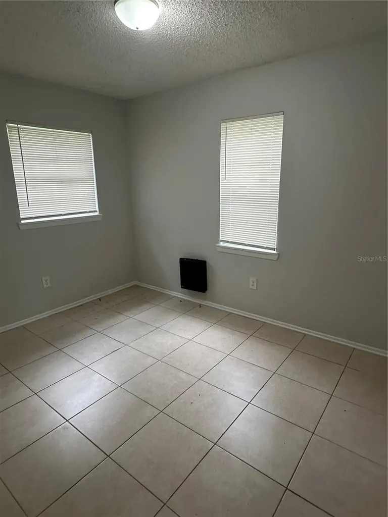 8215 N Klondyke Street Tampa FL 33604