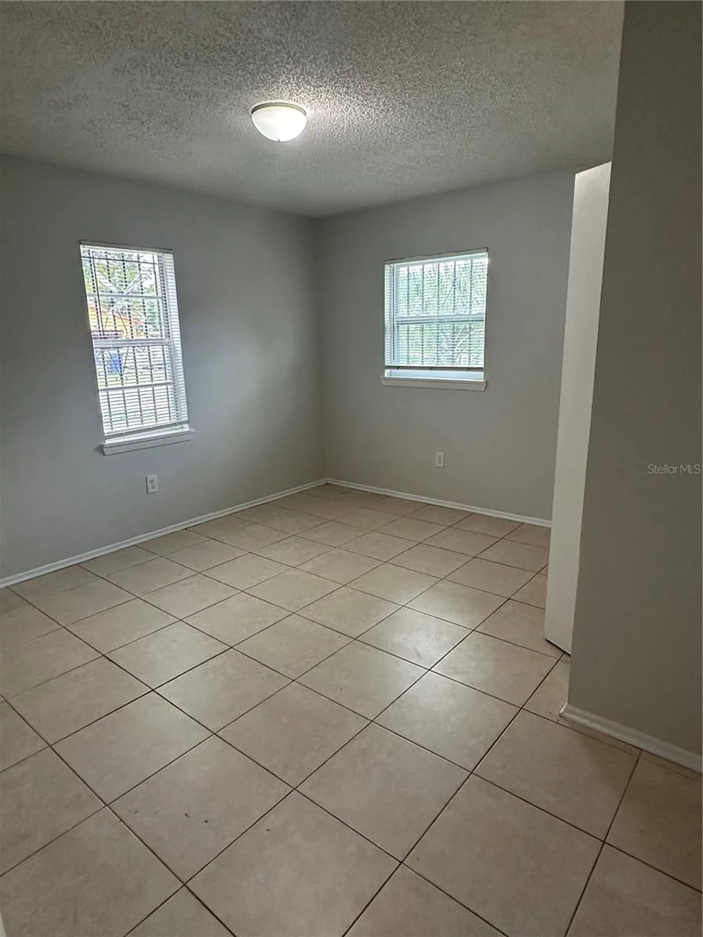 8215 N Klondyke Street Tampa FL 33604