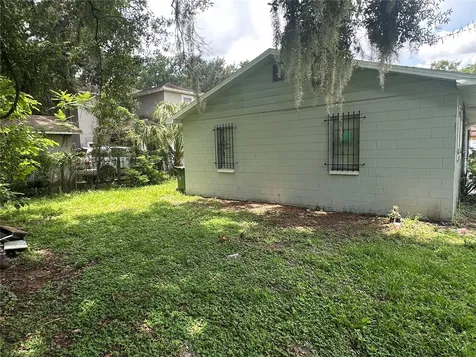8215 N Klondyke Street Tampa FL 33604