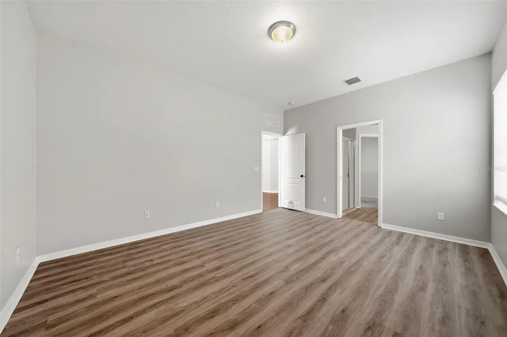 403 Laguna Mill Drive Ruskin FL 33570