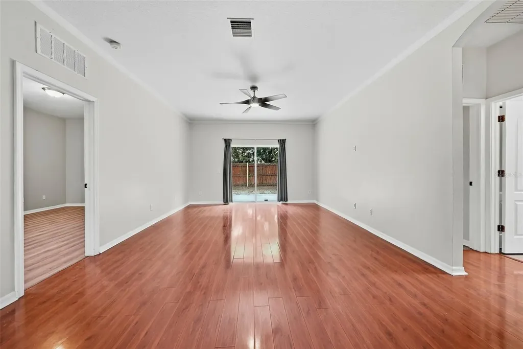 403 Laguna Mill Drive Ruskin FL 33570