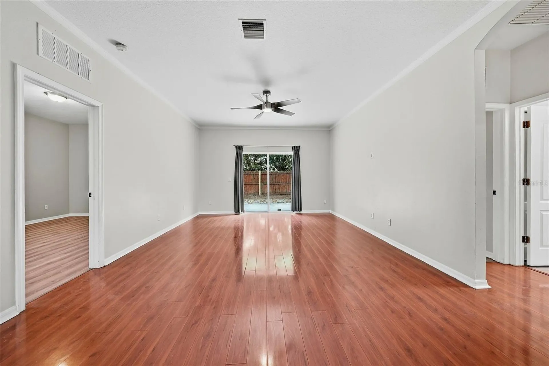 403 Laguna Mill Drive Ruskin FL 33570