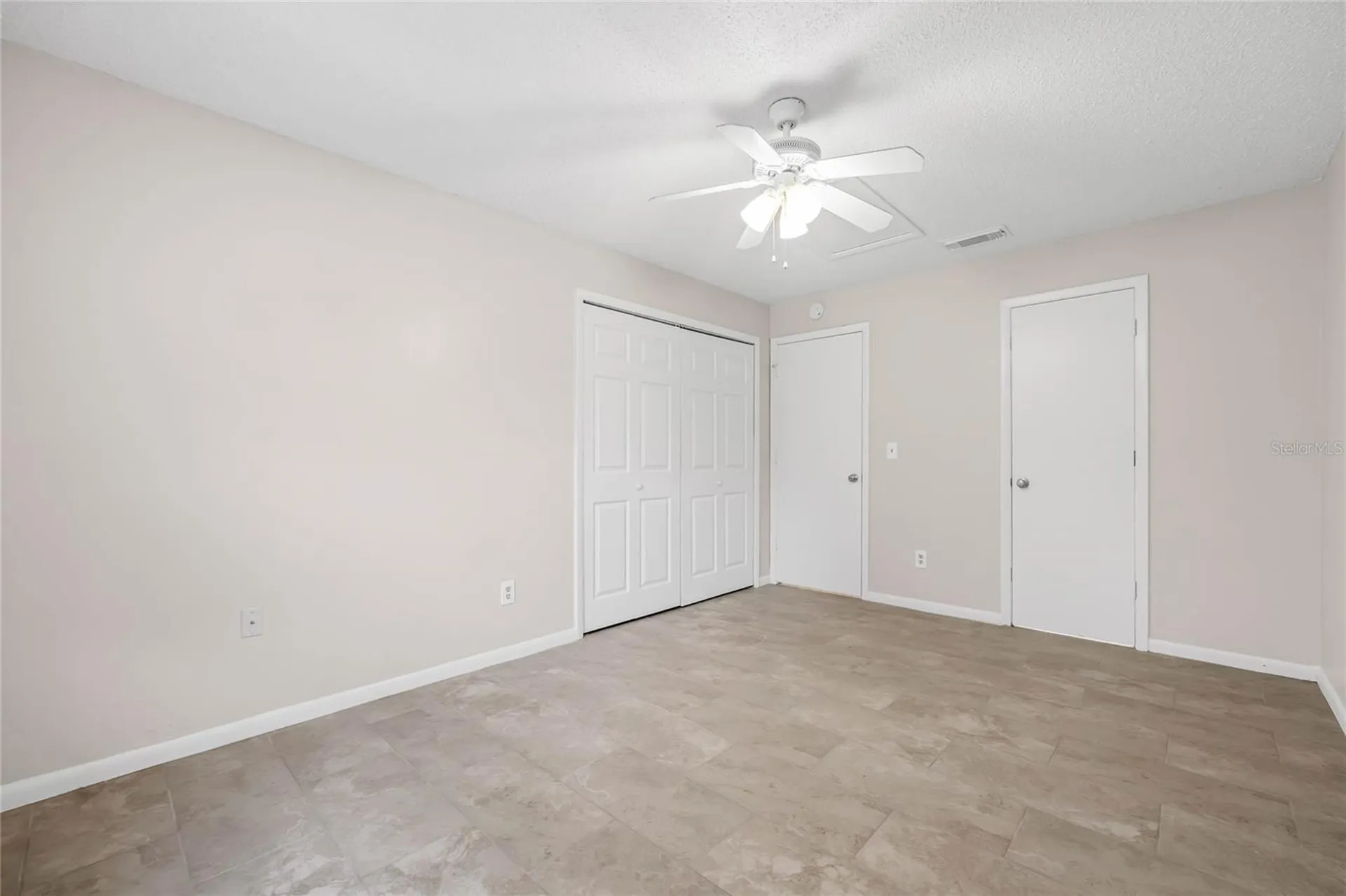 8140 & 8142 Turkey Drive Orlando FL 32825