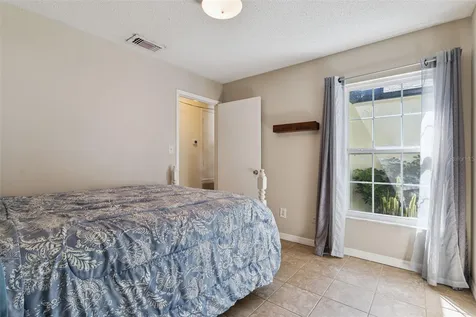 1058 Mckinnon Avenue Oviedo FL 32765