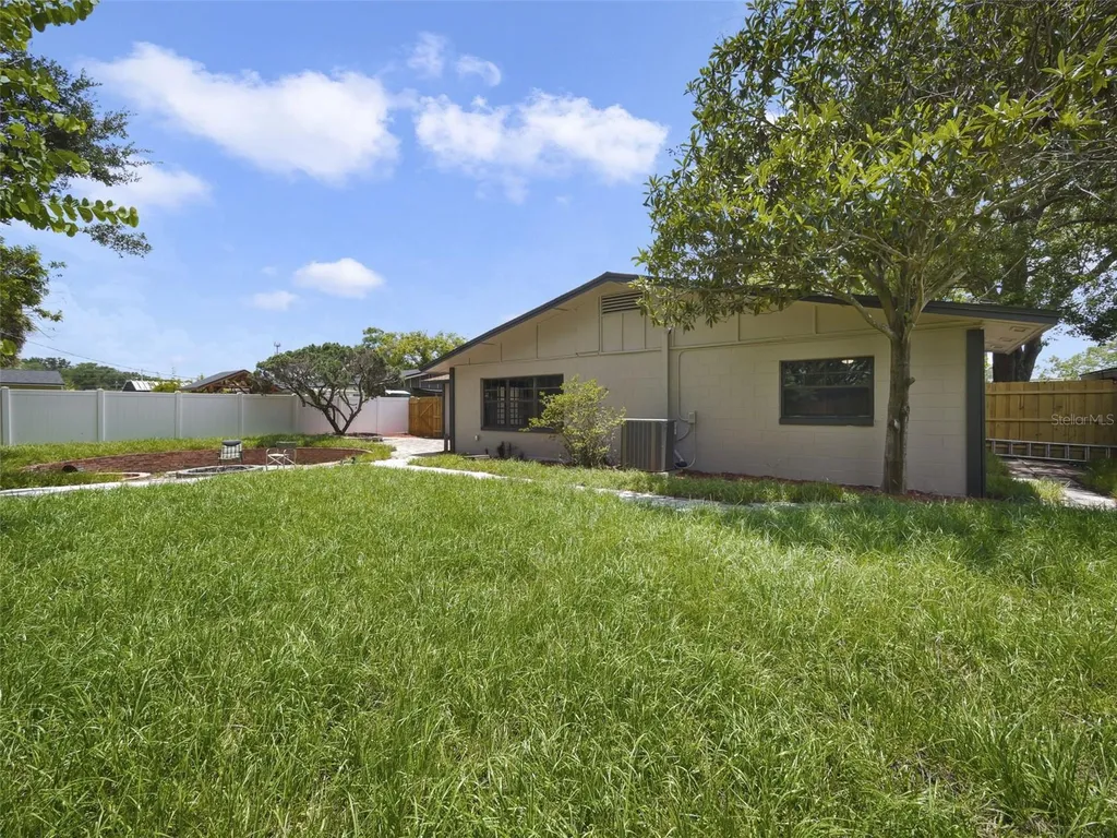 7107 Leighton Way Orlando FL 32822
