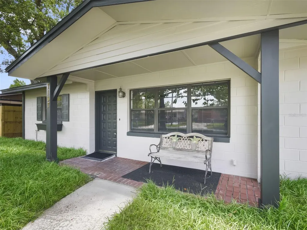 7107 Leighton Way Orlando FL 32822