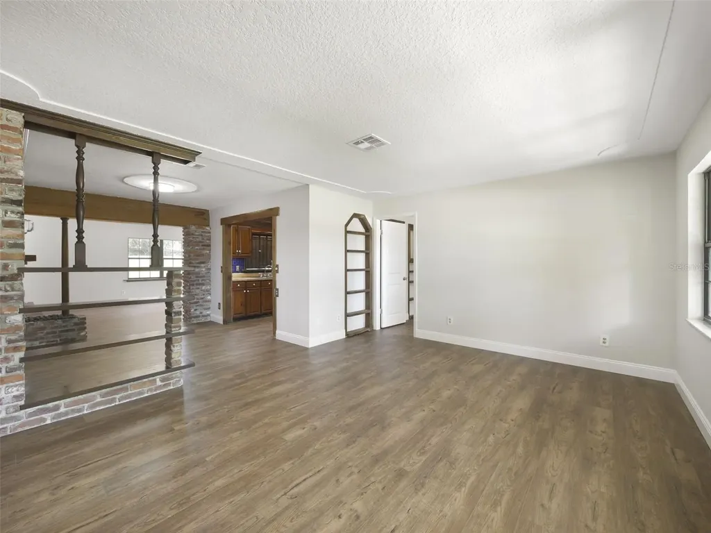 7107 Leighton Way Orlando FL 32822