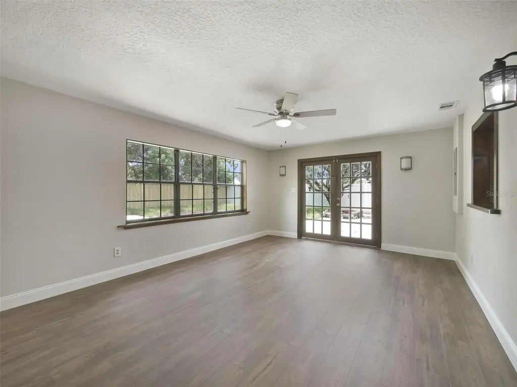 7107 Leighton Way Orlando FL 32822