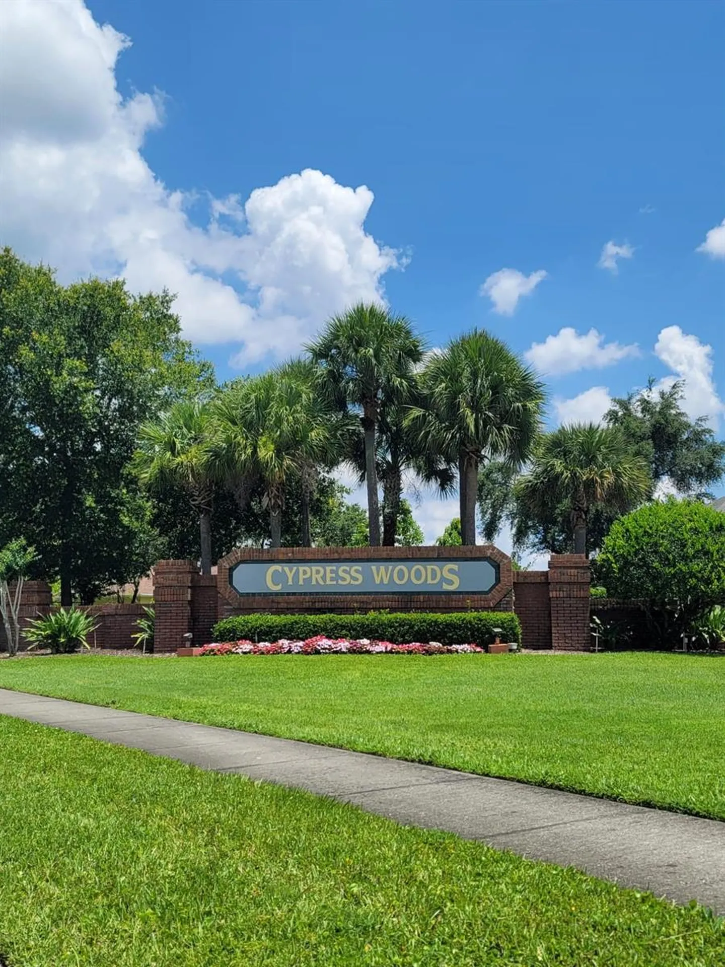 503 Pine Bark Court Kissimmee FL 34758