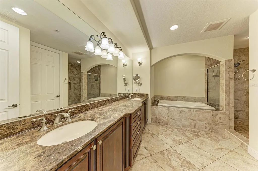 5200 Manorwood Drive Sarasota FL 34235