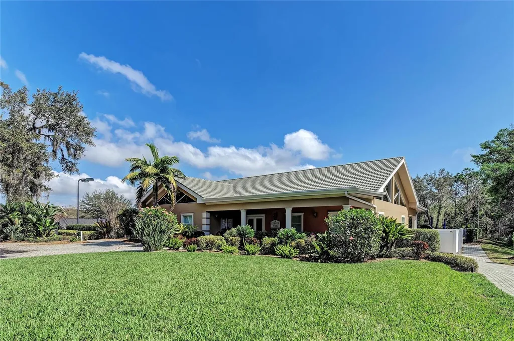 5200 Manorwood Drive Sarasota FL 34235
