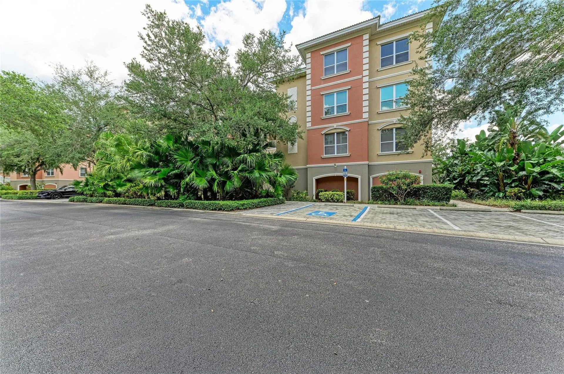 5200 Manorwood Drive Sarasota FL 34235