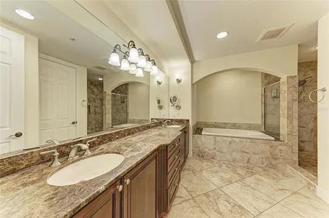 5200 Manorwood Drive Sarasota FL 34235