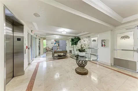 5200 Manorwood Drive Sarasota FL 34235
