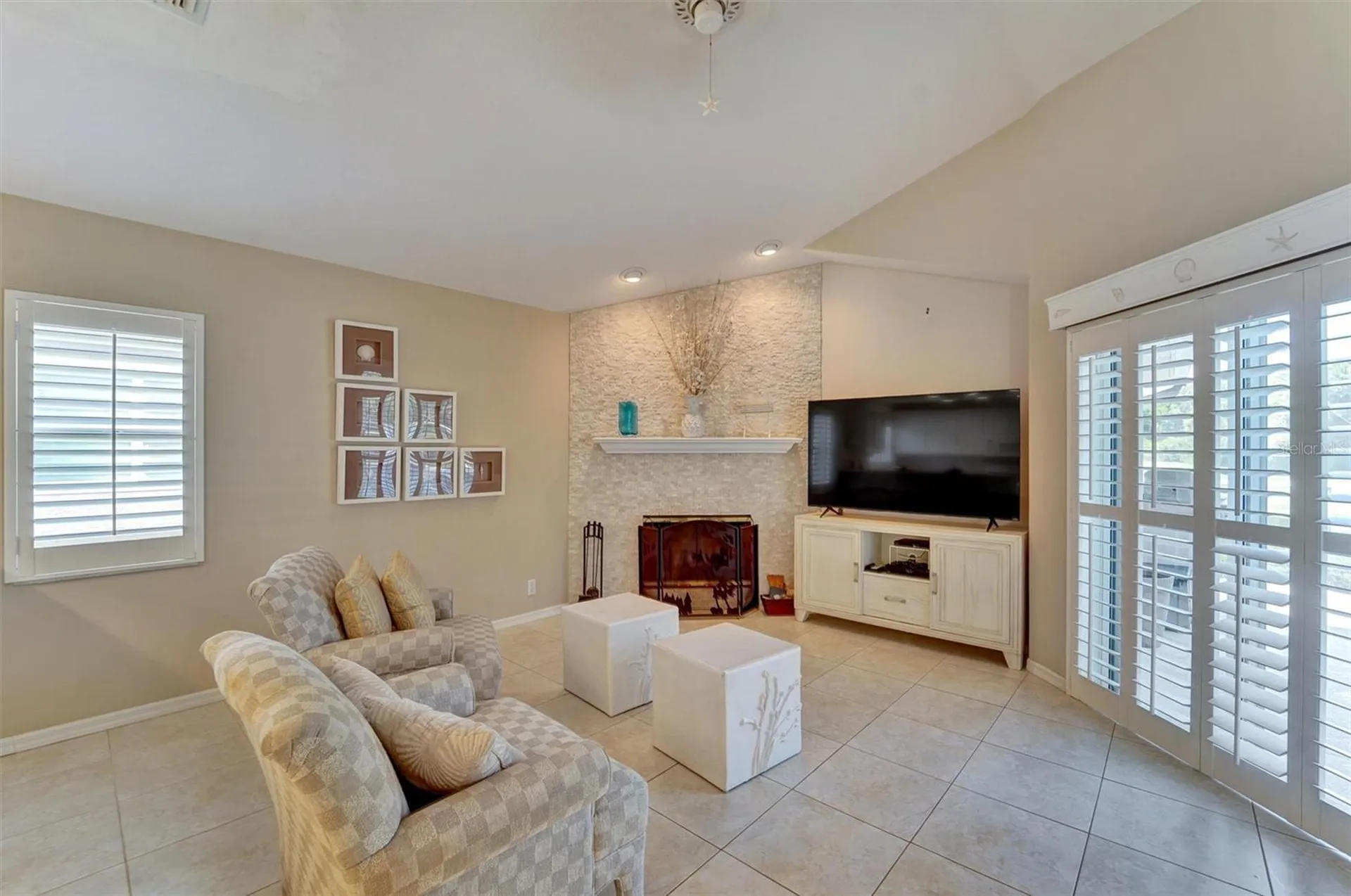 Tarpon Springs FL 34689