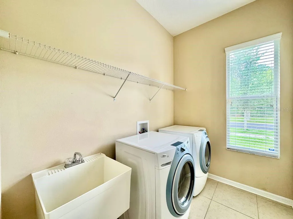 3989 Windcrest Drive Wesley Chapel FL 33544