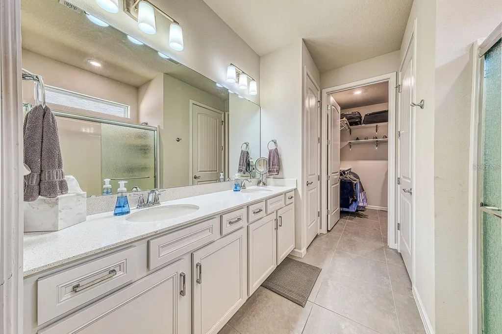 2505 Cliff Way St Cloud FL 34771
