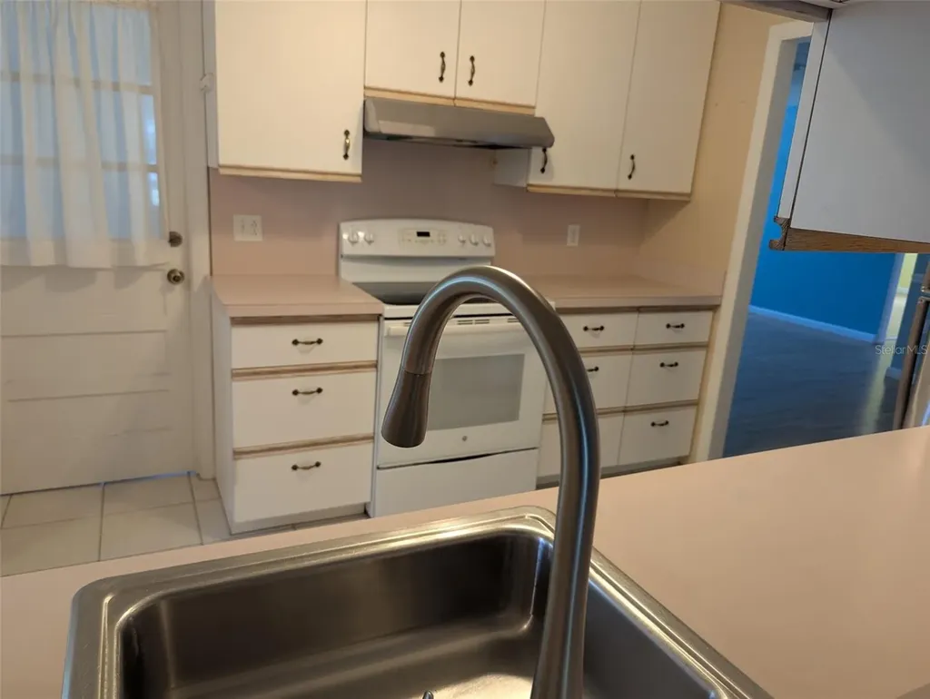 314 Roslyn Avenue New Smyrna Beach FL 32168