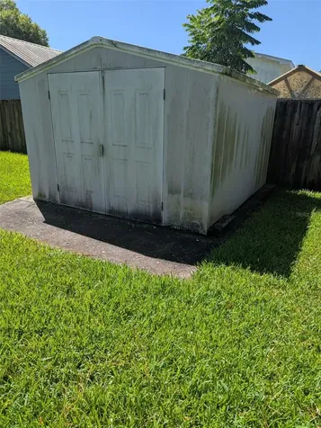 314 Roslyn Avenue New Smyrna Beach FL 32168