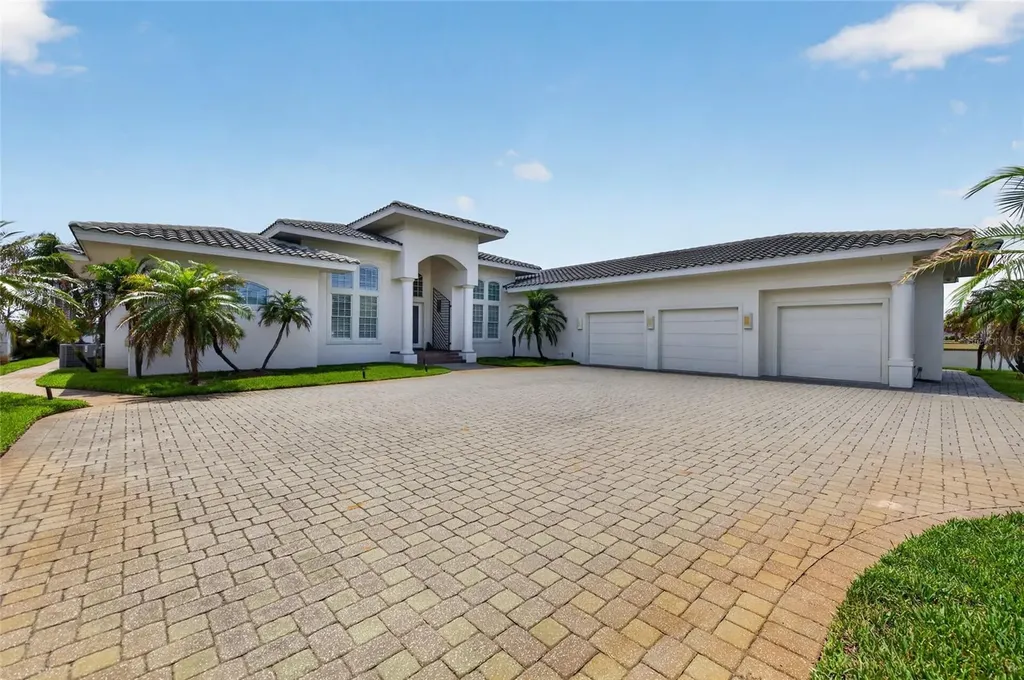 3020 S Peninsula Drive Daytona Beach Shores FL 32118