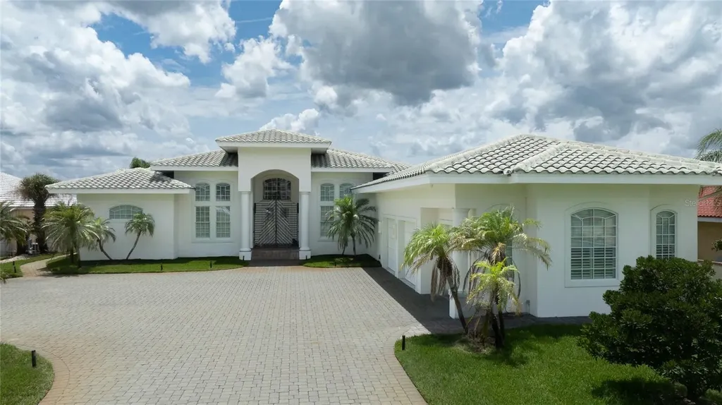 3020 S Peninsula Drive Daytona Beach Shores FL 32118