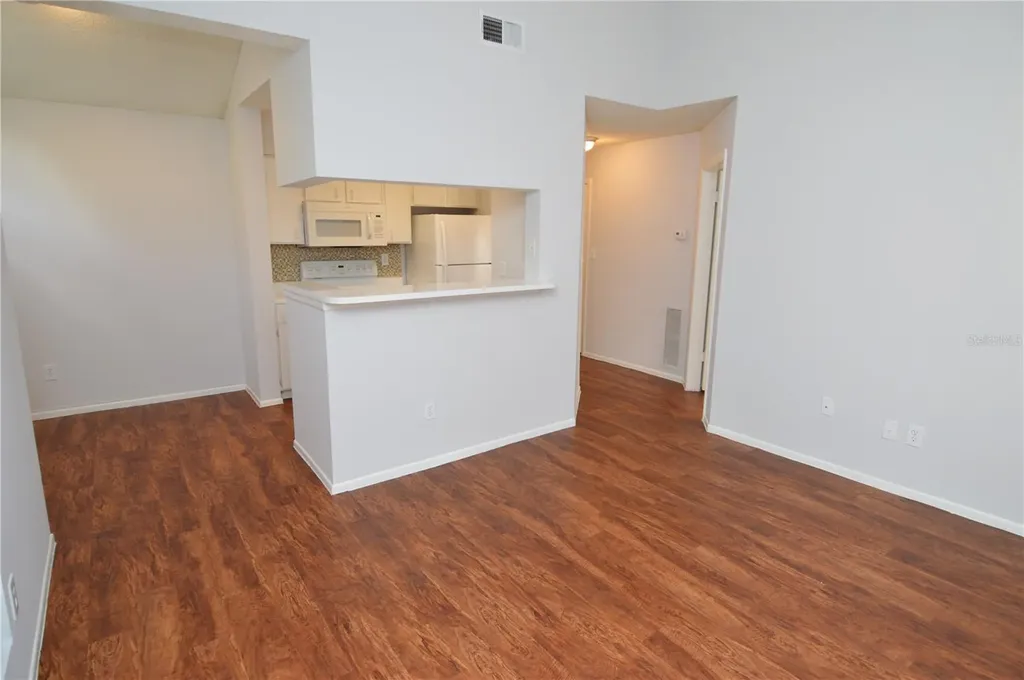 8625 Mallard Reserve Drive Tampa FL 33614