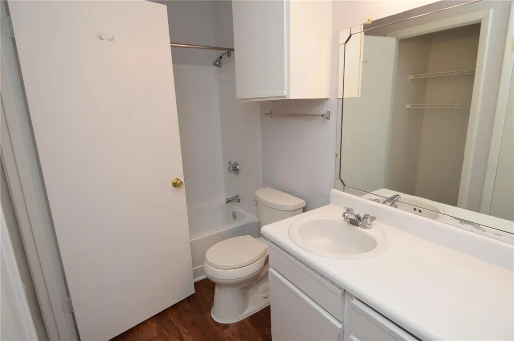 8625 Mallard Reserve Drive Tampa FL 33614