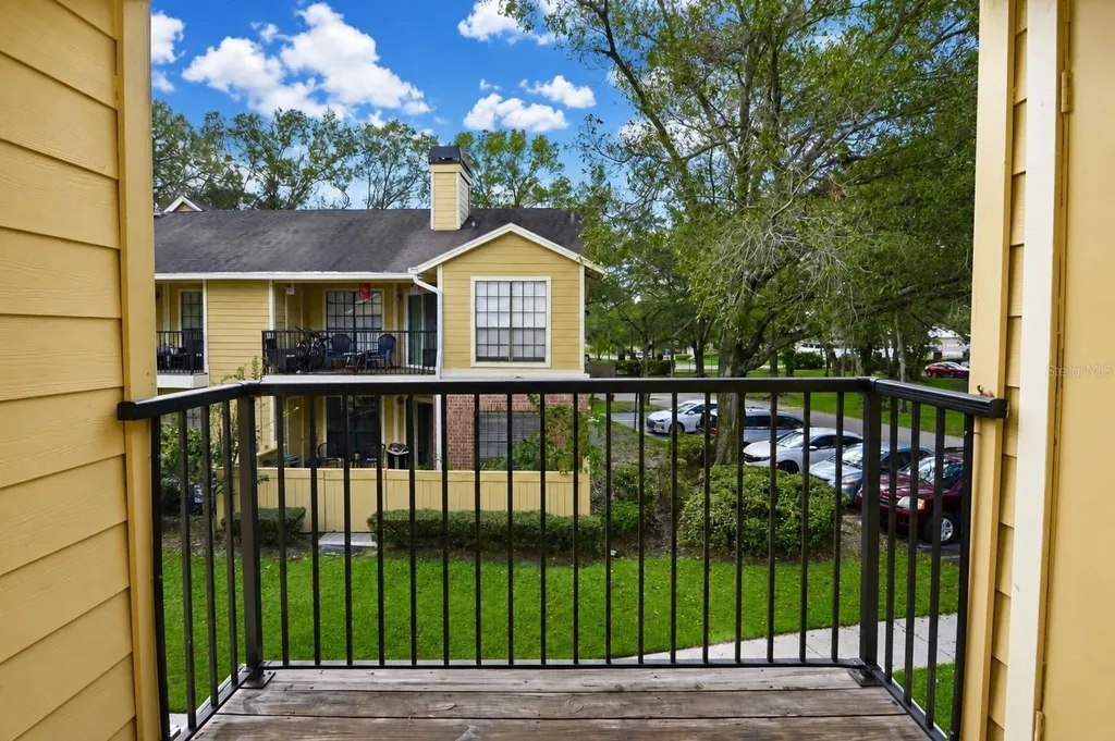 8625 Mallard Reserve Drive Tampa FL 33614