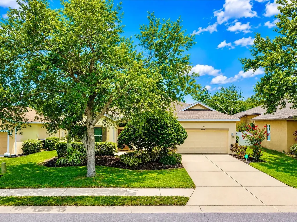 5720 43rd Court E Bradenton FL 34203