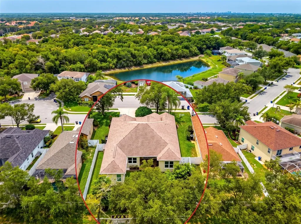 5720 43rd Court E Bradenton FL 34203