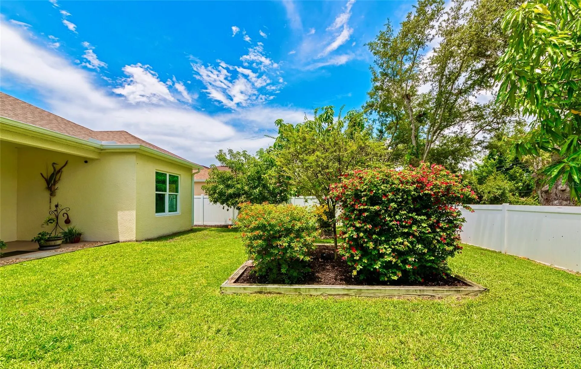 5720 43rd Court E Bradenton FL 34203