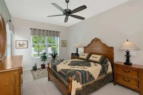 5720 43rd Court E Bradenton FL 34203